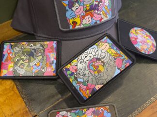 Exemple d'un casquette kaki avec tous les patchs disponibles